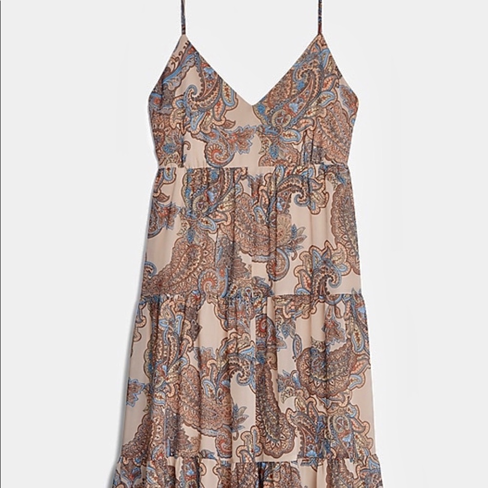 XS express MAXI dress! Stunning flowY and NEW